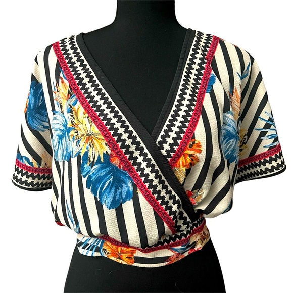Anthropologie Flying Tomato M Floral Wrap Maximalist Festival 70s Boho Crop Top - Picture 1 of 7